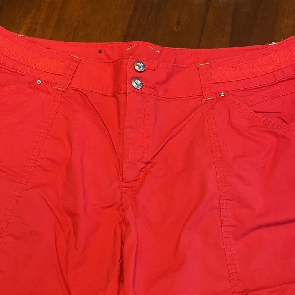 I.N.C Woman’s Adjustable Cuff Short - Picture 2 of 6